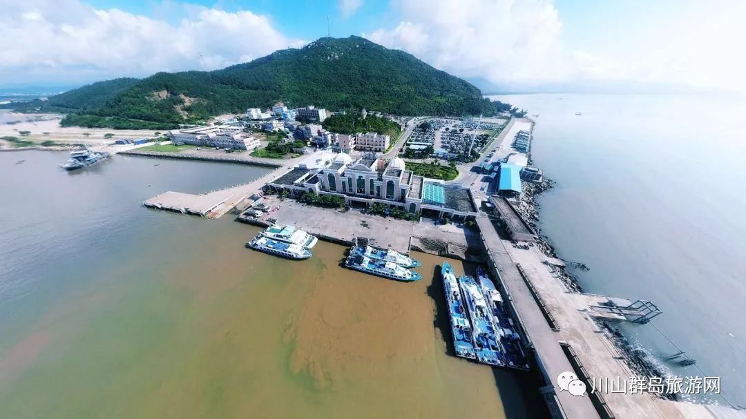 山咀港位于台山市南部海边,与有东方夏威夷之称的上下川岛相望