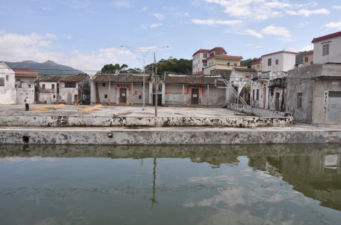 下川岛塔边“皇族”村